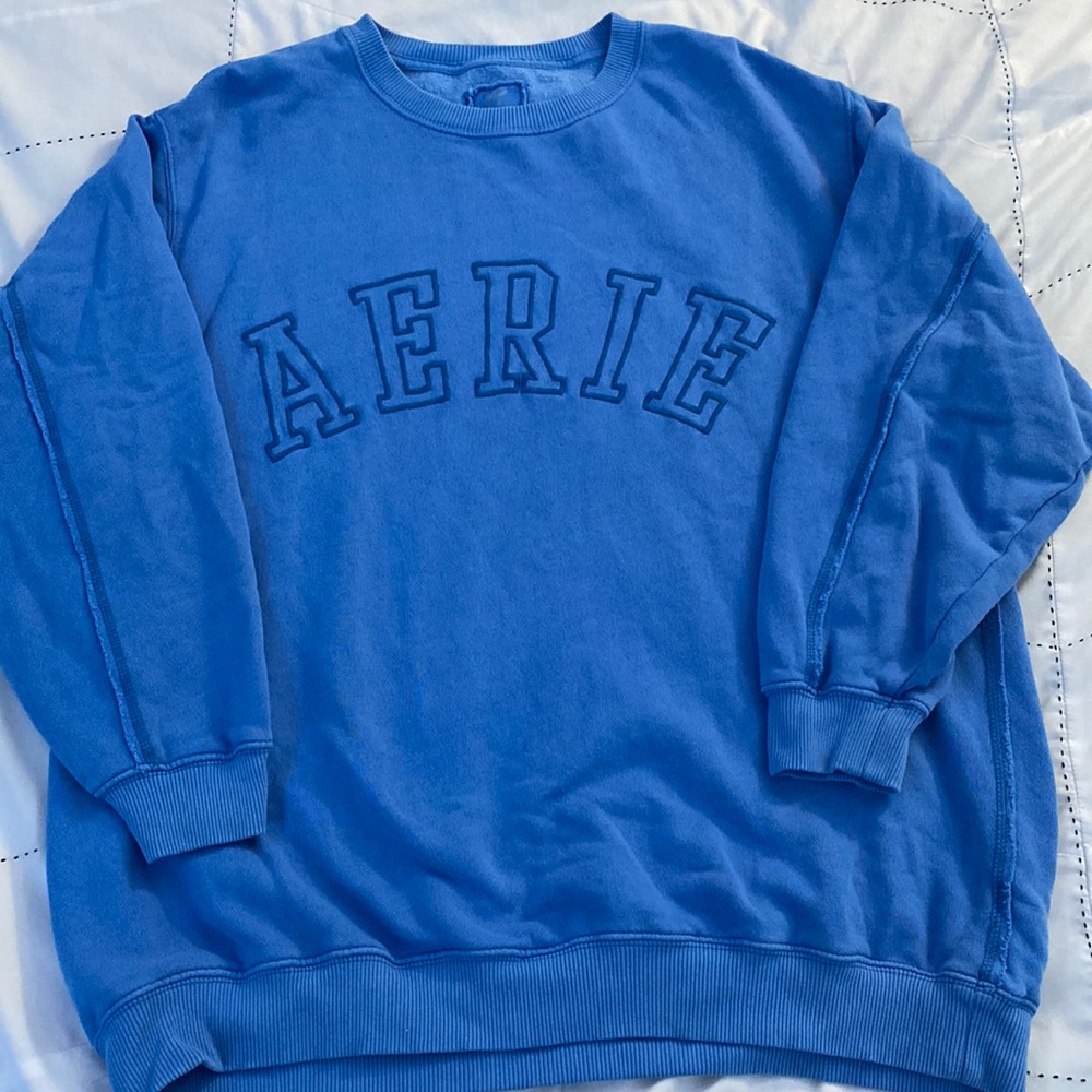 Super comfy oversized Aerie Hoodie 💙🦋
